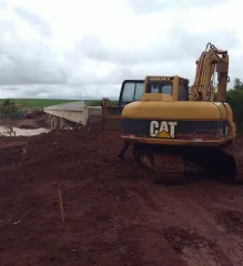 Imagem 1 da empresa ESPLANANDO TERRAPLENAGEM Terraplenagem em Londrina PR