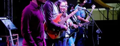 Imagem 4 da empresa FOTO CALDEIRA Fotografias - Ampliações, Cópias e Revelações em Santos SP