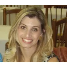 NUTRICIONISTA CLÍNICA FUNCIONAL - CAROLINE DE CARLI VARELLI