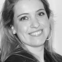 ARQUITETA THAIS ARTACHO CRISTINI